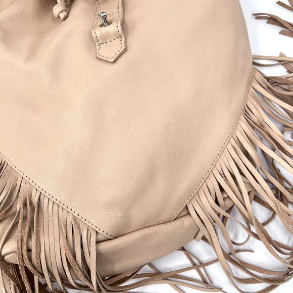 LED TO BELIEVE Daze Fringe Leather Backpack Cream Flap Drawstring Festival Boho main image 8